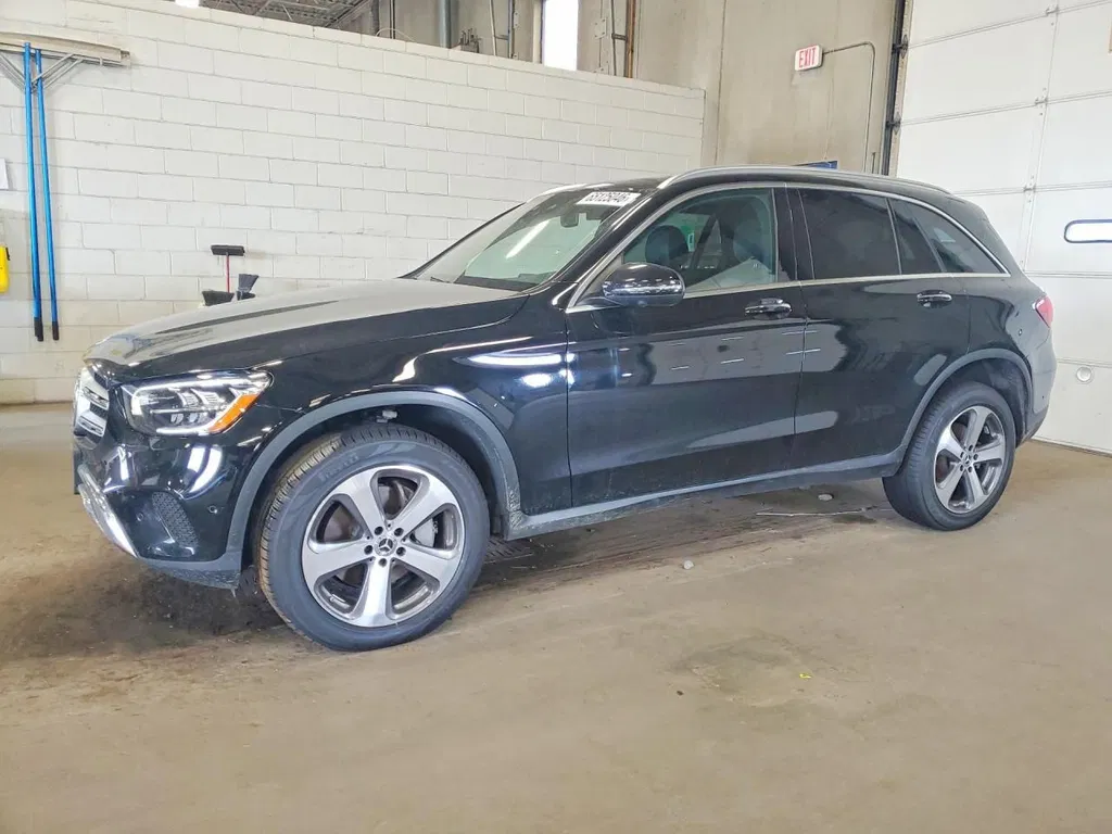 Zdjęcie: 2022 Mercedes-Benz GLC