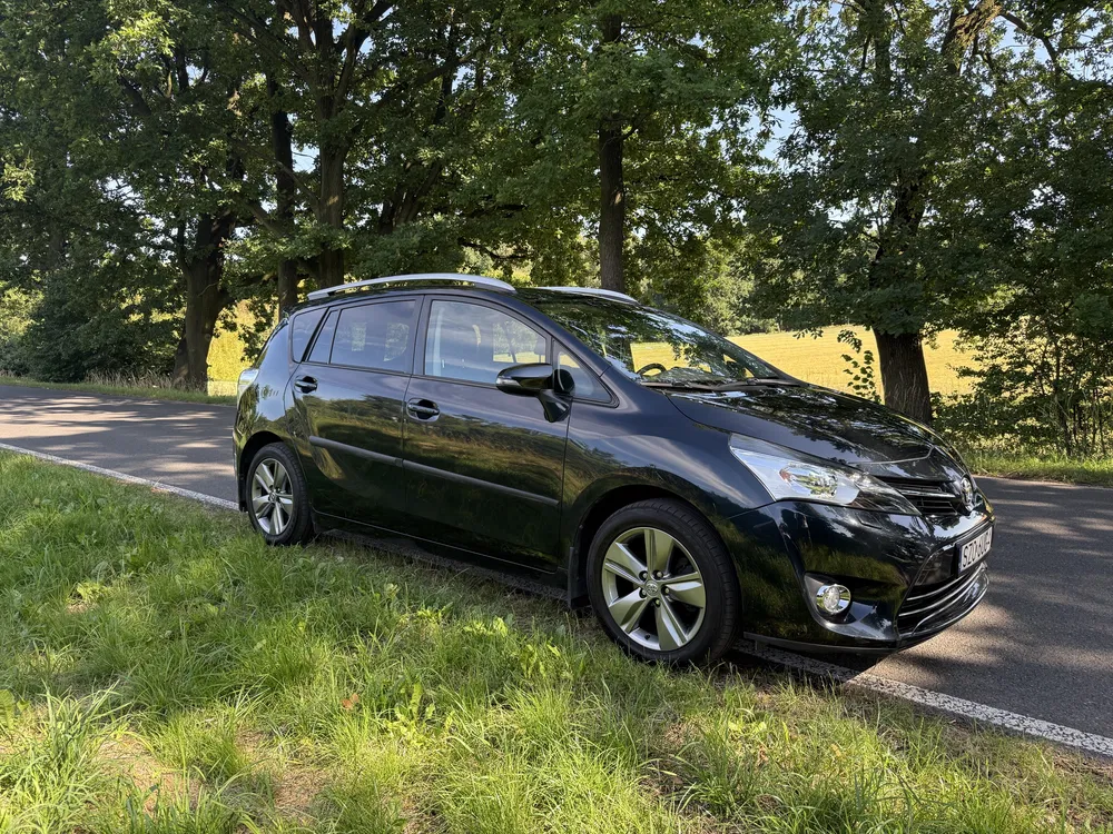 Zdjęcie: 2014 Toyota Verso