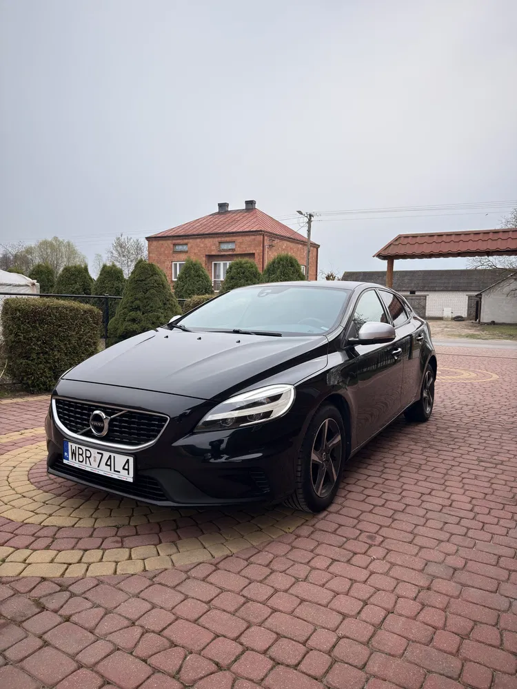 Zdjęcie: 2017 Volvo V40