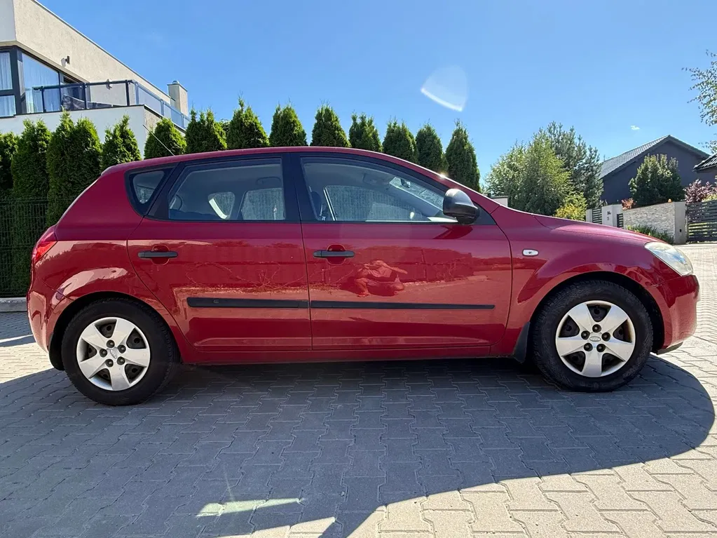 Zdjęcie: 2008 Kia Cee'd