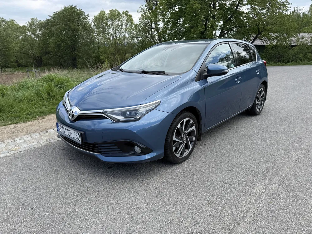 Zdjęcie: 2015 Toyota Auris