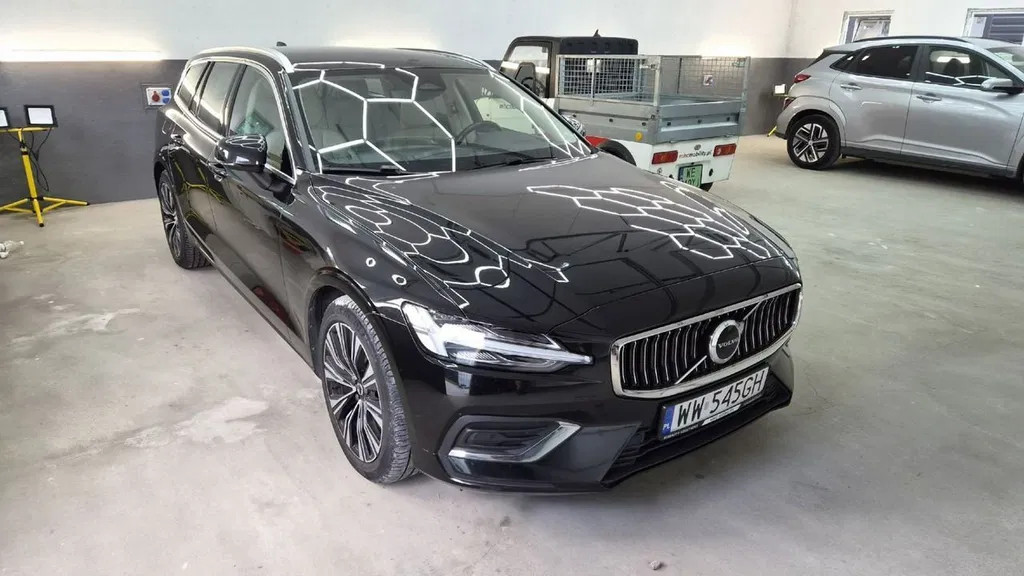 Zdjęcie: 2023 Volvo V60