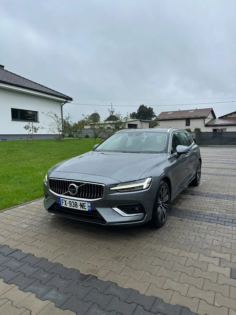 Zdjęcie: 2021 Volvo V60