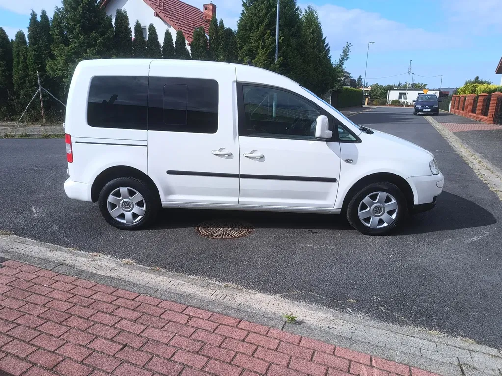 Zdjęcie: 2010 Volkswagen Caddy