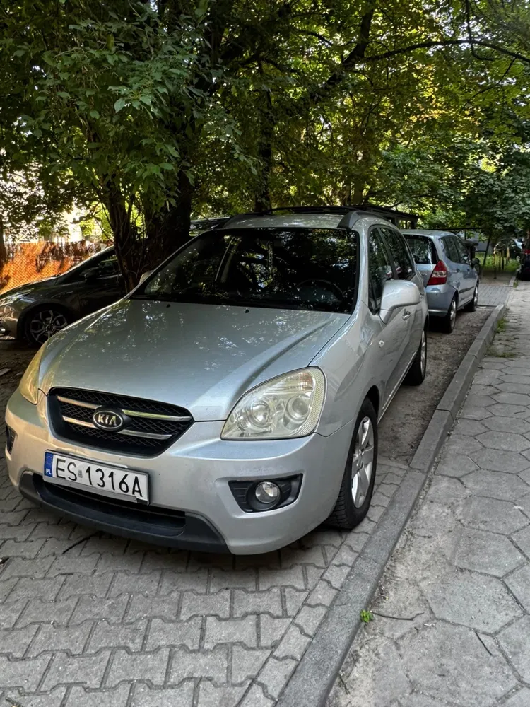 Zdjęcie: 2009 Kia Carens