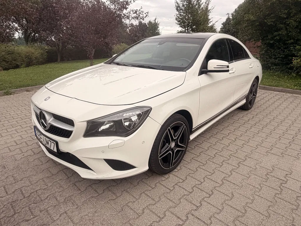 Zdjęcie: 2015 Mercedes-Benz CLA