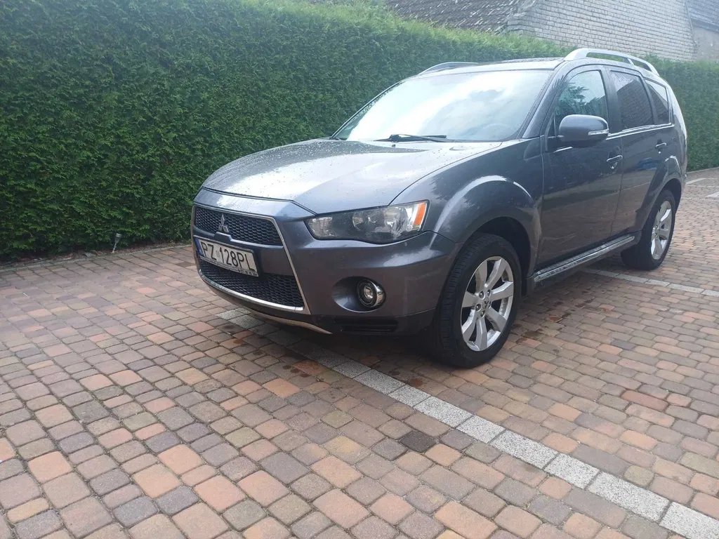 Zdjęcie: 2010 Mitsubishi Outlander