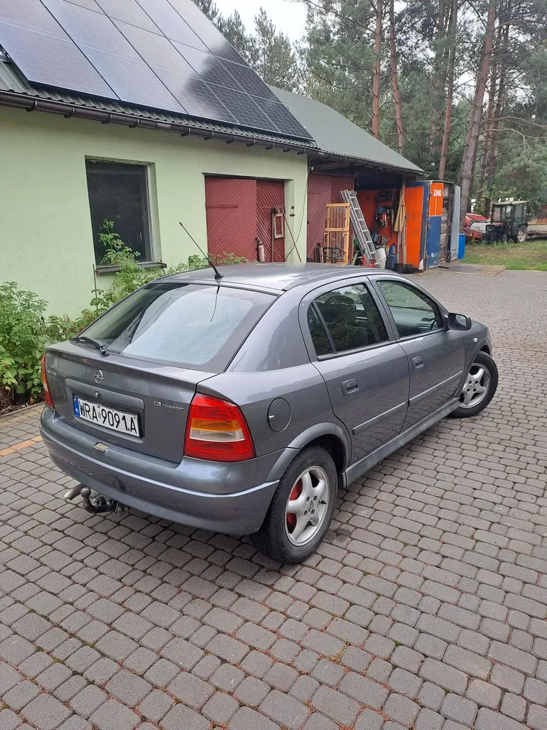 Zdjęcie: 2005 Opel Astra