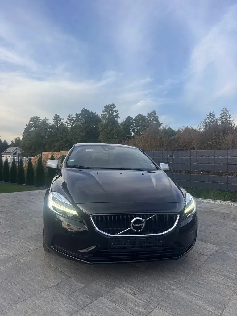 Zdjęcie: 2017 Volvo V40