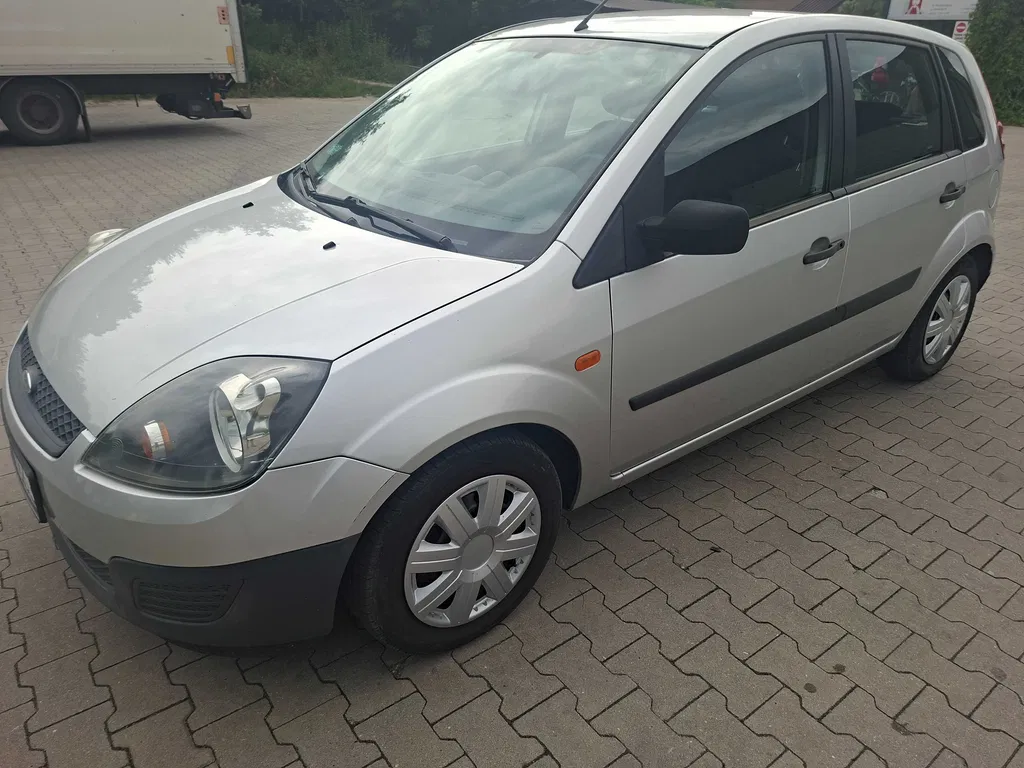 Zdjęcie: 2006 Ford Fiesta