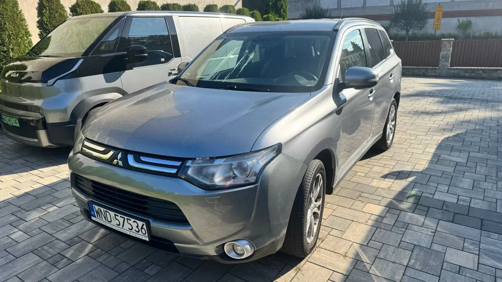 Zdjęcie: 2013 Mitsubishi Outlander