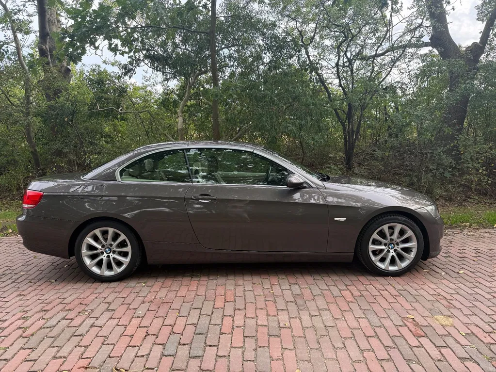 Zdjęcie: 2009 BMW Seria 3