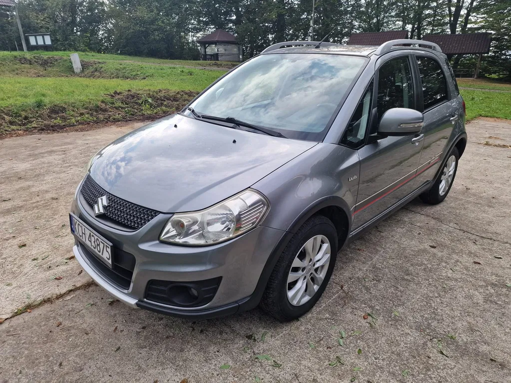 Zdjęcie: 2013 Suzuki SX4