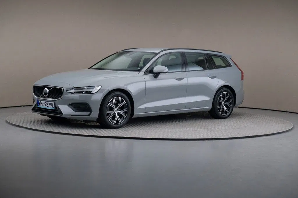 Zdjęcie: 2023 Volvo V60