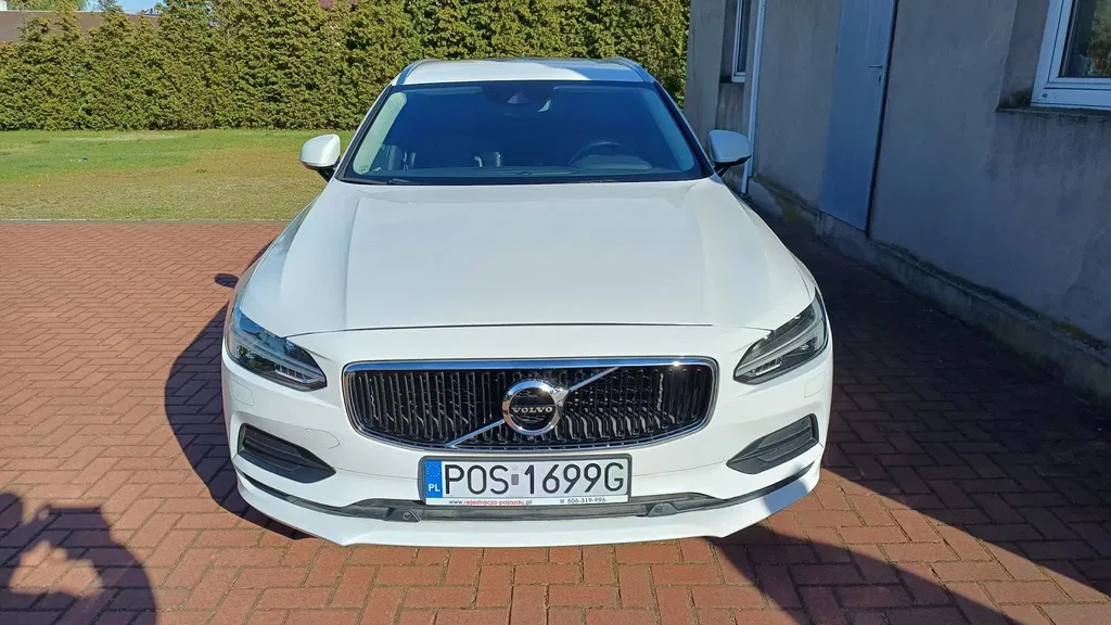 Zdjęcie: 2017 Volvo V90