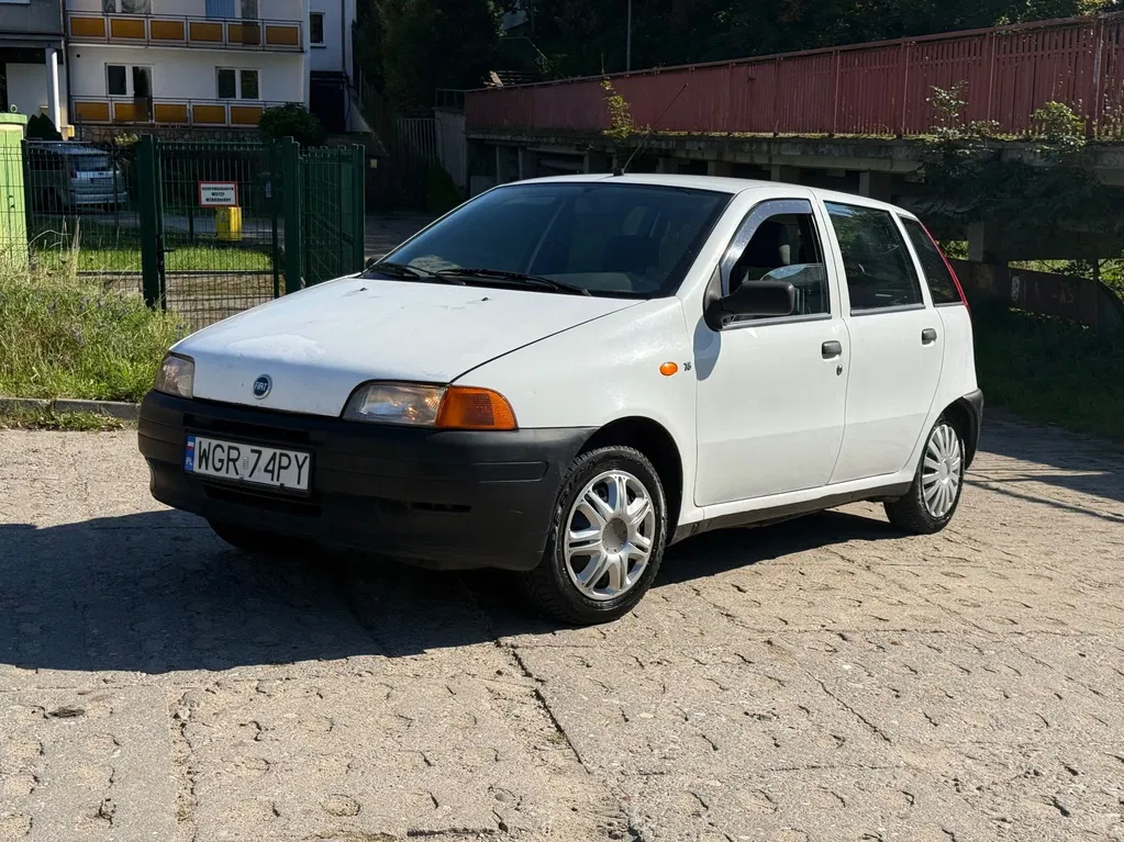 Zdjęcie: 1998 Fiat Punto