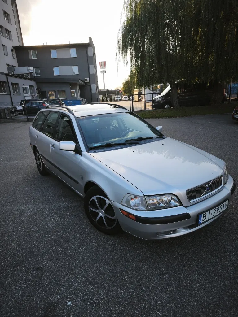 Zdjęcie: 2004 Volvo V40