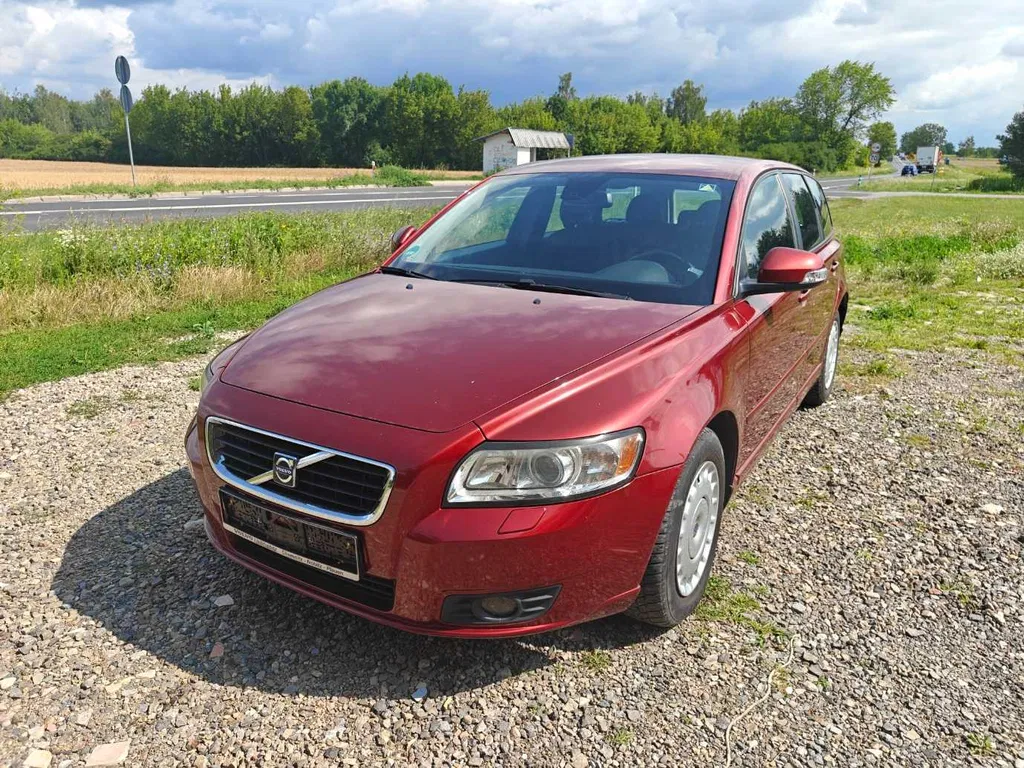 Zdjęcie: 2010 Volvo V50