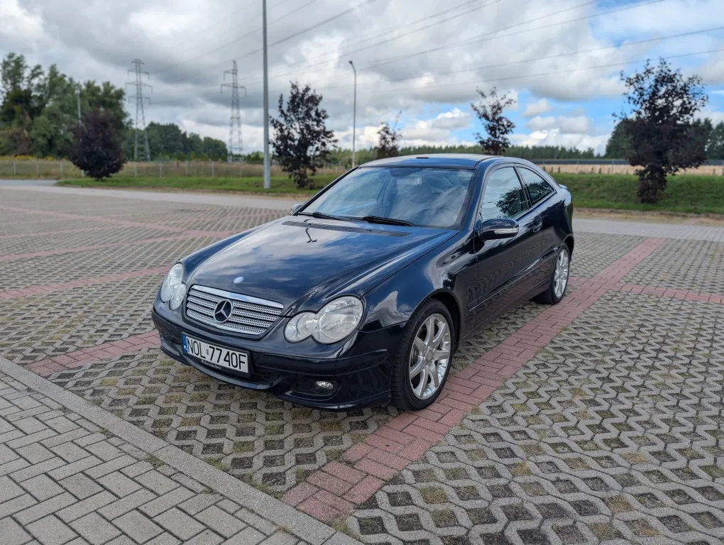 Zdjęcie: 2007 Mercedes-Benz C Klasa