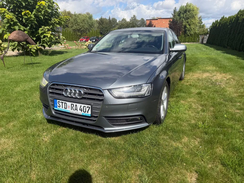 Zdjęcie: 2012 Audi A4Limousine