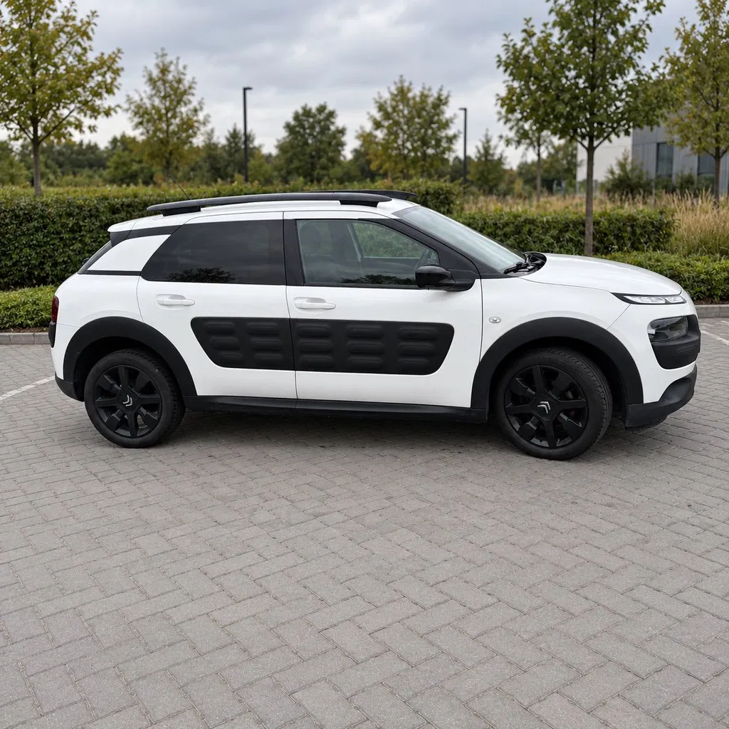 Zdjęcie: 2015 Citroen C4 Cactus