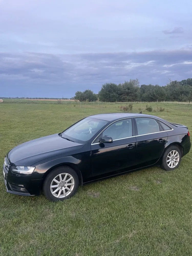 Zdjęcie: 2012 Audi A4Limousine
