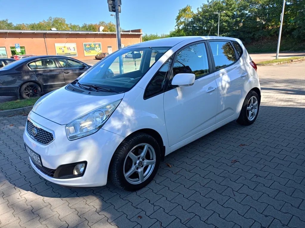 Zdjęcie: 2011 Kia Venga