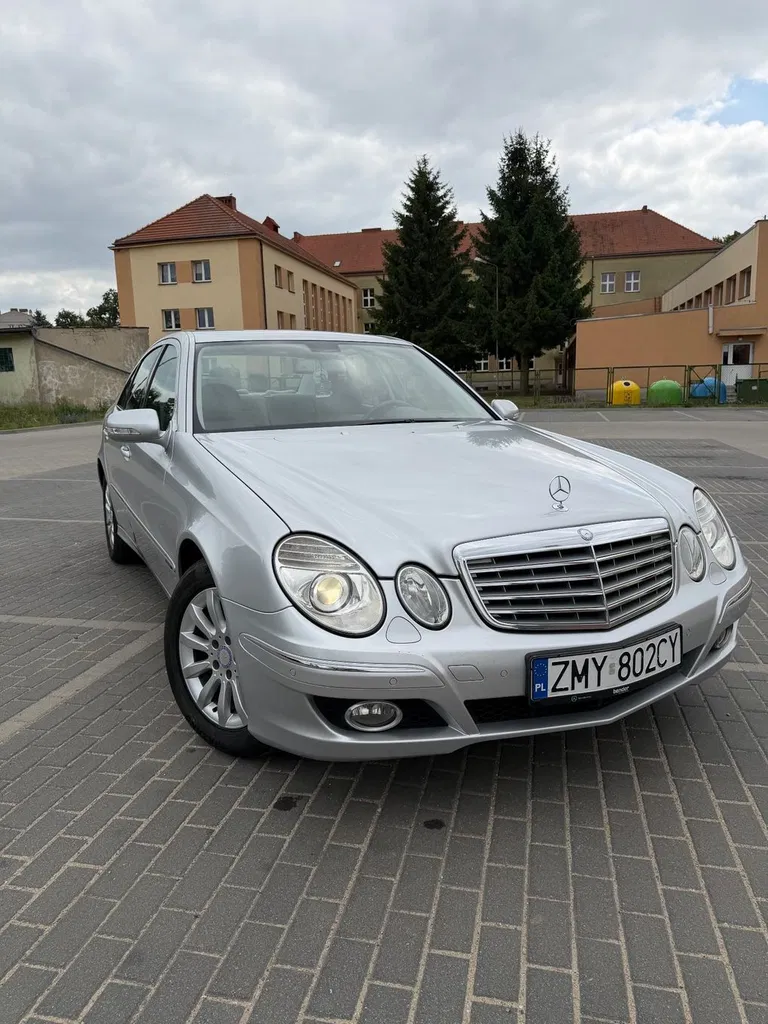 Zdjęcie: 2007 Mercedes-Benz E Klasa