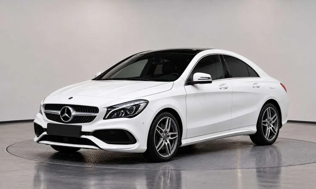 Zdjęcie: 2018 Mercedes-Benz CLA