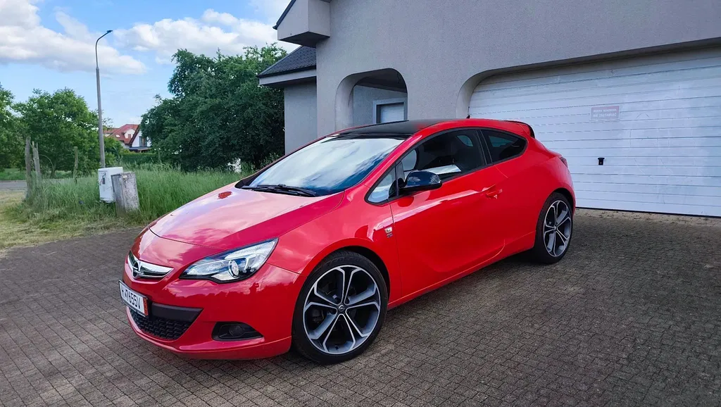 Zdjęcie: 2013 Opel Astra