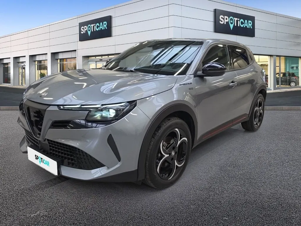 Zdjęcie: 2025 Alfa Romeo Junior