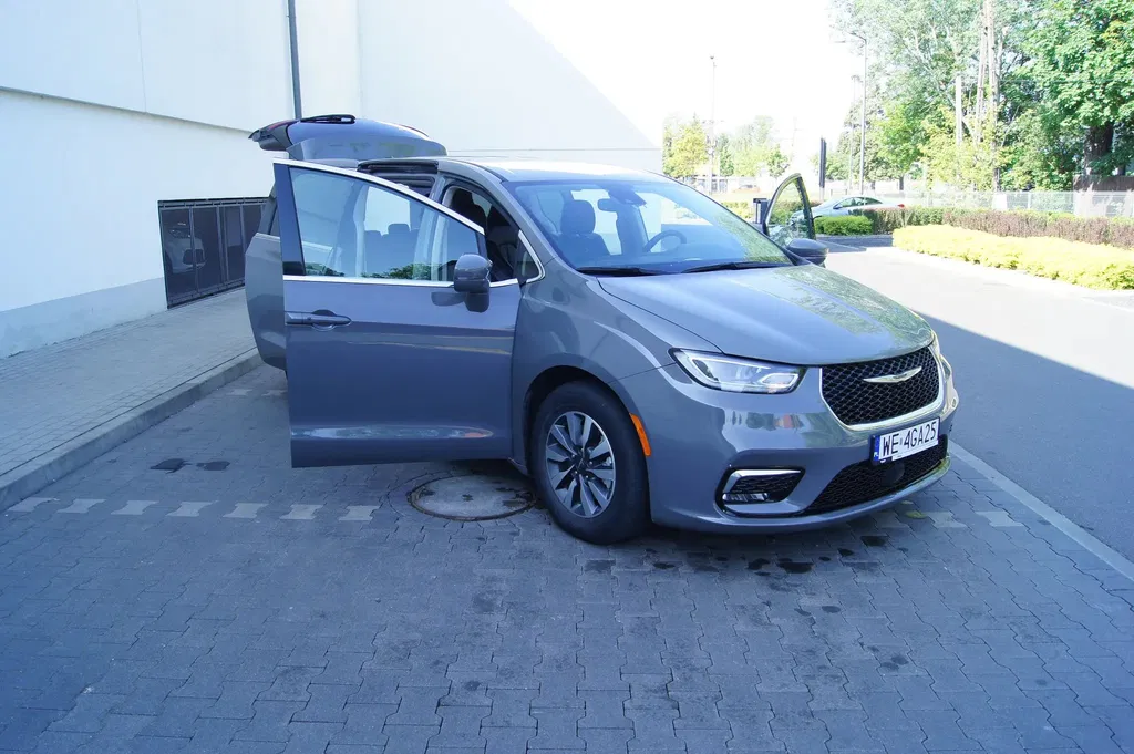 Zdjęcie: 2022 Chrysler Pacifica