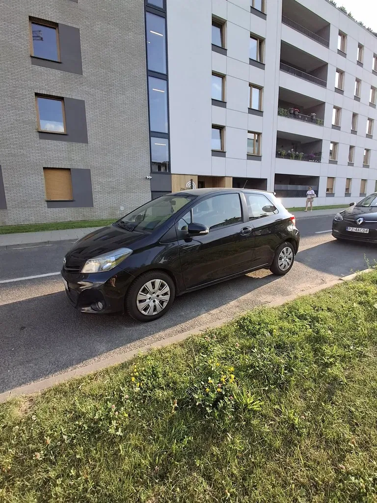 Zdjęcie: 2012 Toyota Yaris