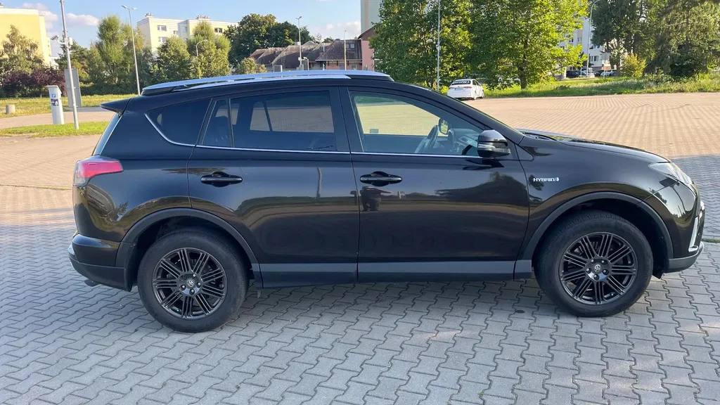 Zdjęcie: 2016 Toyota RAV-4