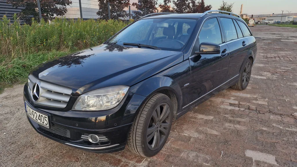 Zdjęcie: 2009 Mercedes-Benz C Klasa