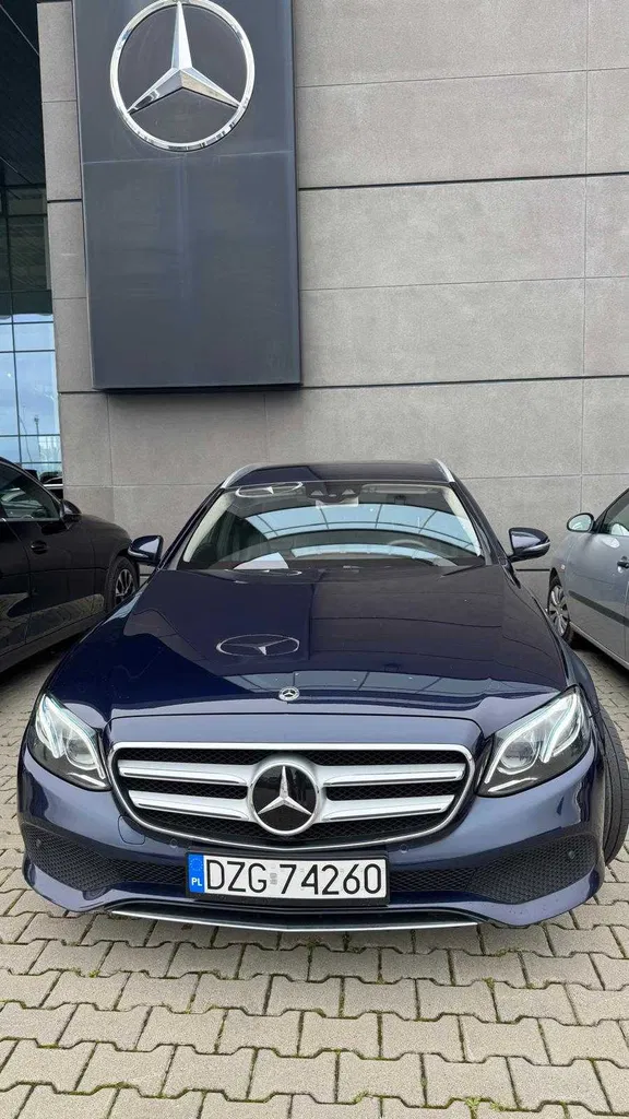 Zdjęcie: 2017 Mercedes-Benz E Klasa