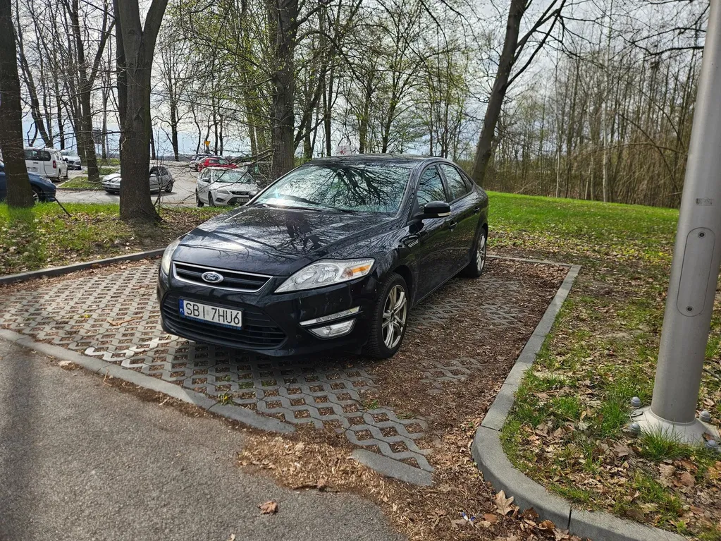 Zdjęcie: 2014 Ford Mondeo