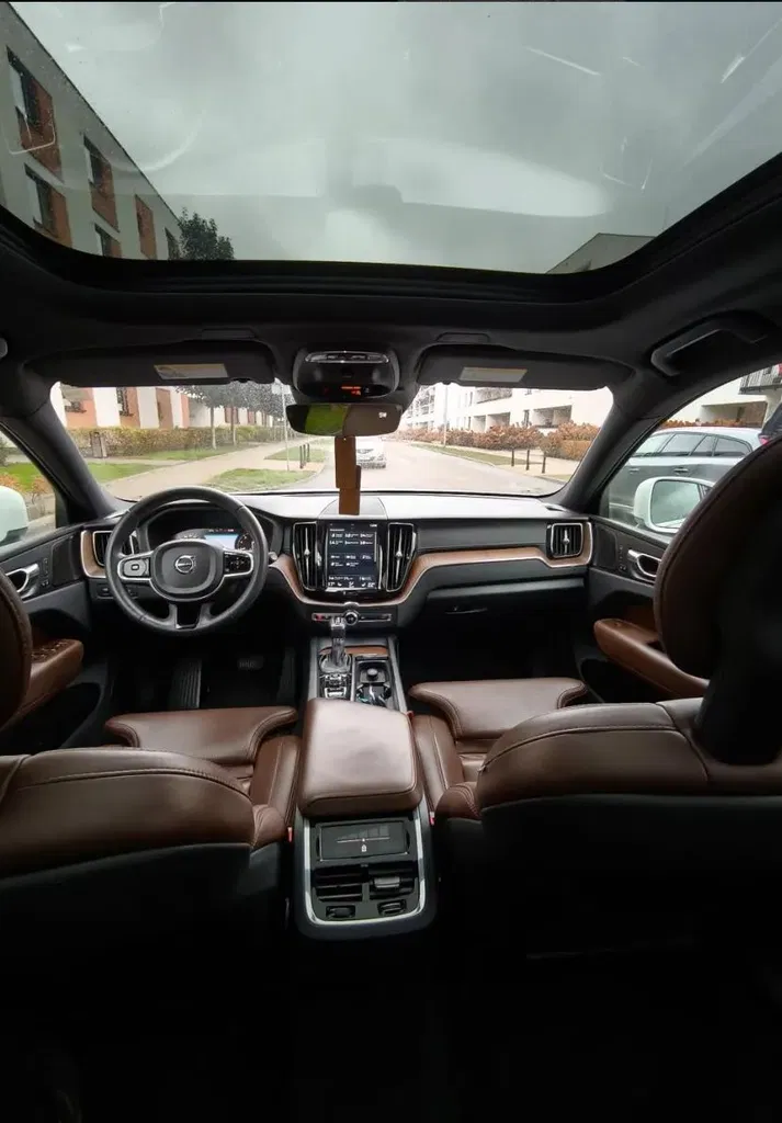 Zdjęcie: 2019 Volvo XC 60