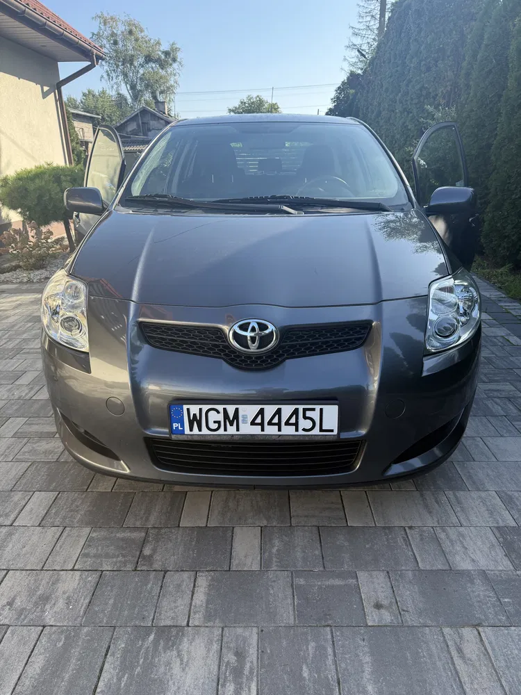 Zdjęcie: 2008 Toyota Auris