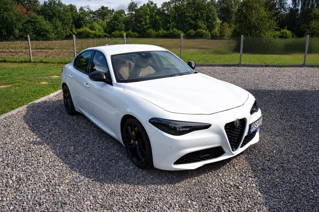 Zdjęcie: 2020 Alfa Romeo Giulia