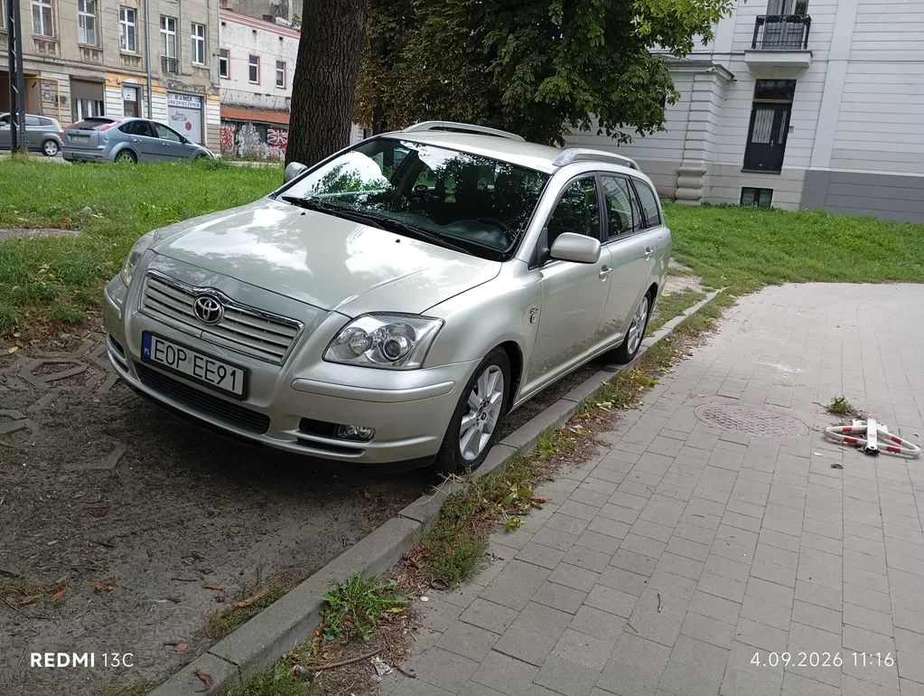 Zdjęcie: 2004 Toyota Avensis