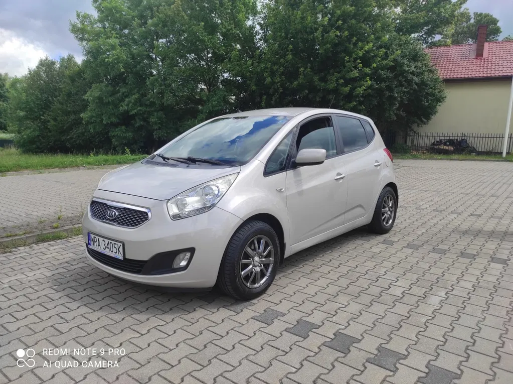 Zdjęcie: 2010 Kia Venga