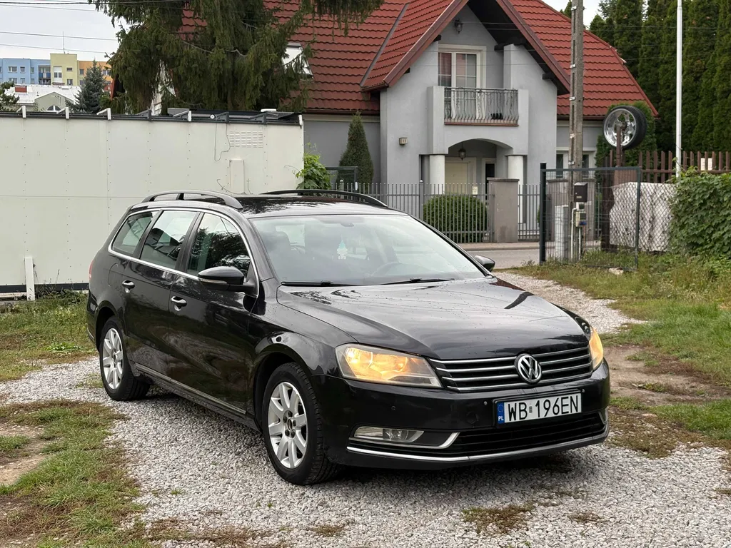 Zdjęcie: 2011 Volkswagen Passat