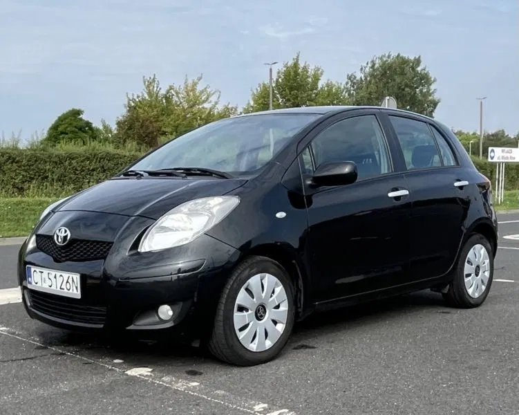 Zdjęcie: 2010 Toyota Yaris