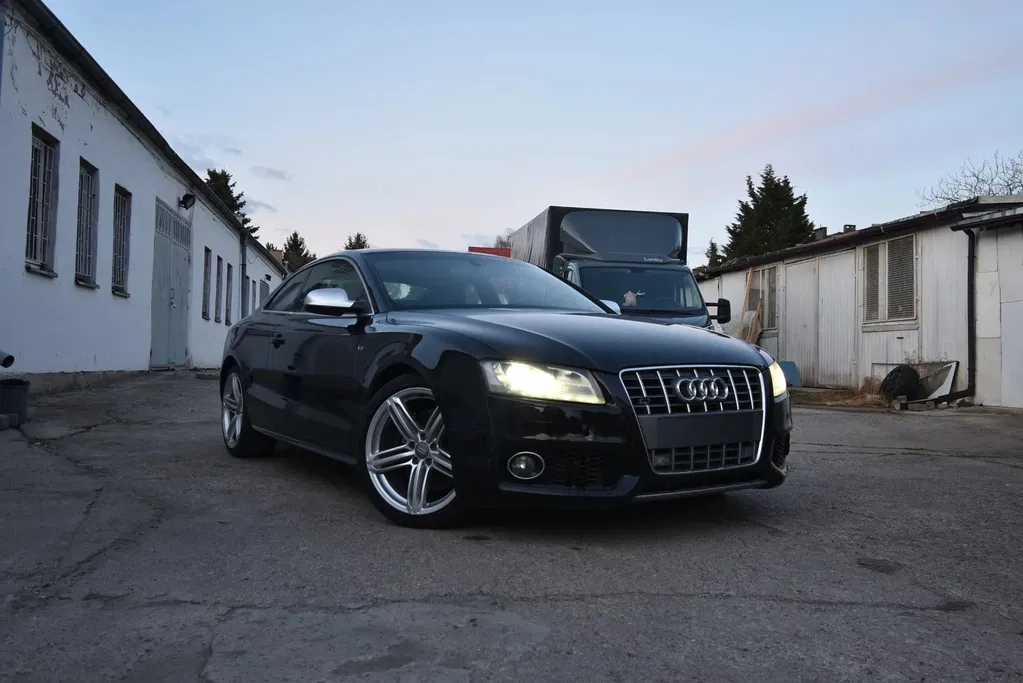 Zdjęcie: 2012 Audi Coupe