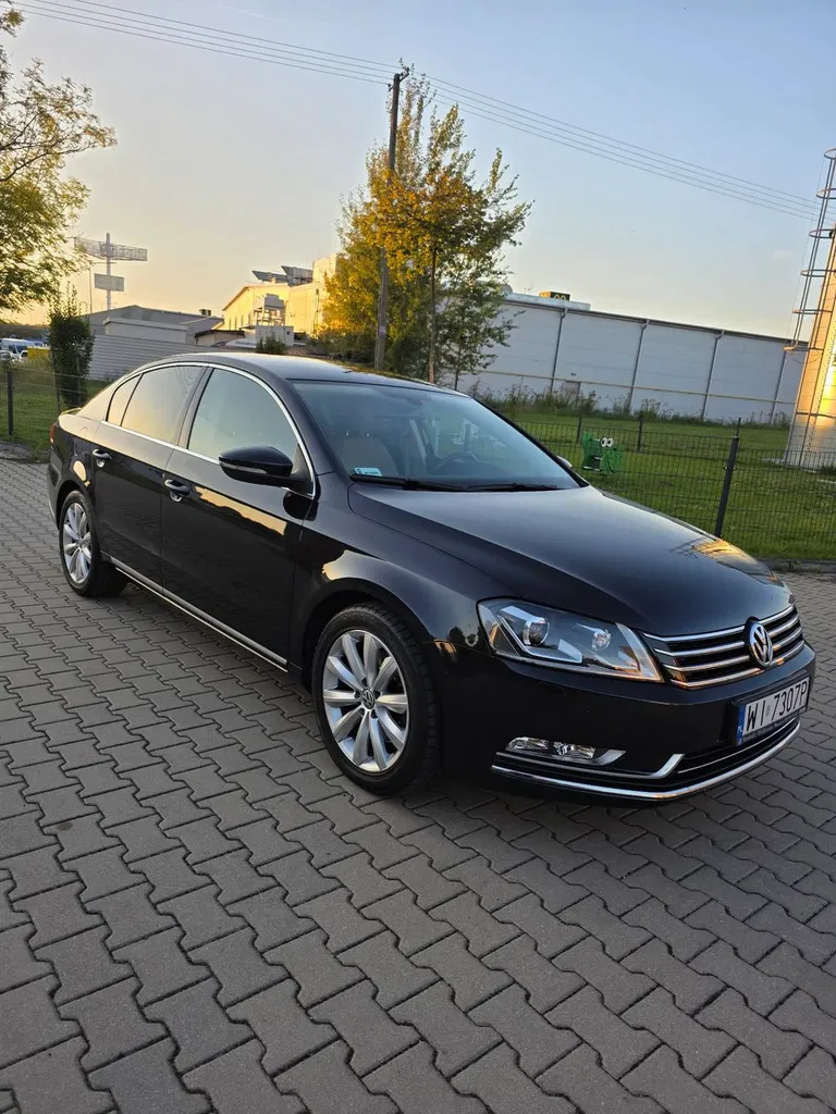 Zdjęcie: 2011 Volkswagen Passat