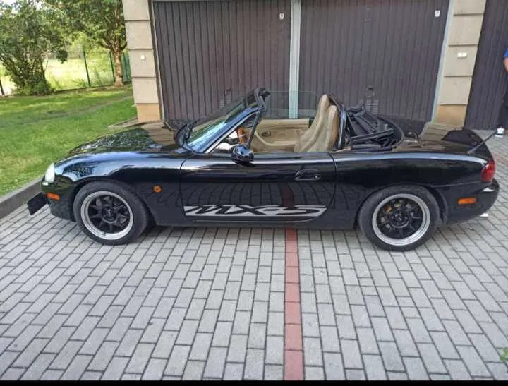Zdjęcie: 2002 Mazda MX-5