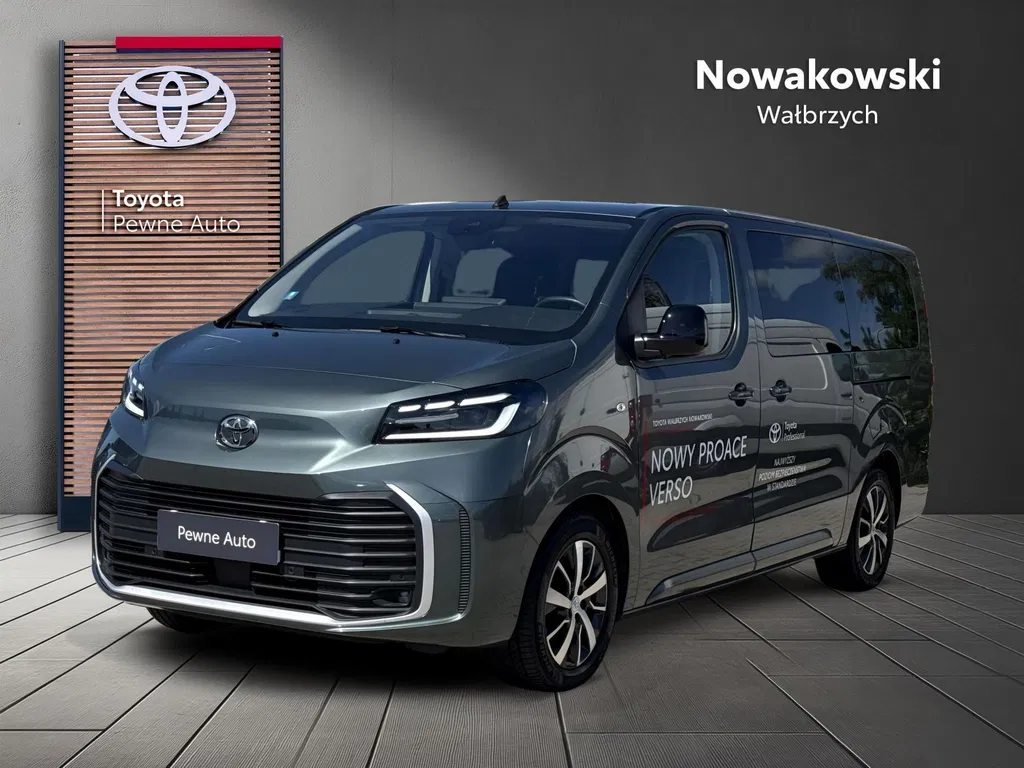 Zdjęcie: 2025 Toyota Proace Verso