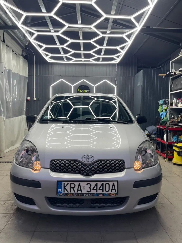 Zdjęcie: 2003 Toyota Yaris