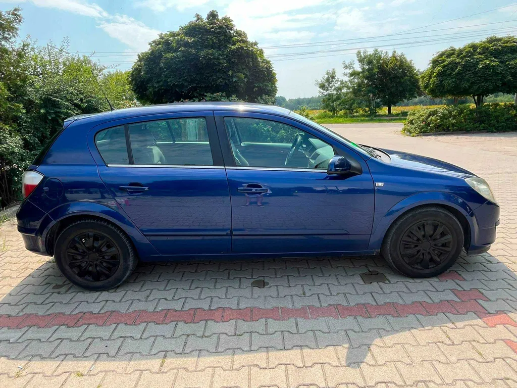 Zdjęcie: 2005 Opel Astra